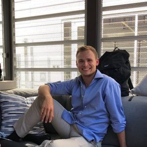 Meet your Posher, Drew